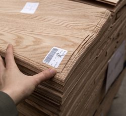 فروش انواع روکش چوب طبیعی وفناوری