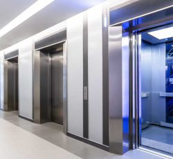 طراحی و اجرای انواع آسانسور و پله برقی